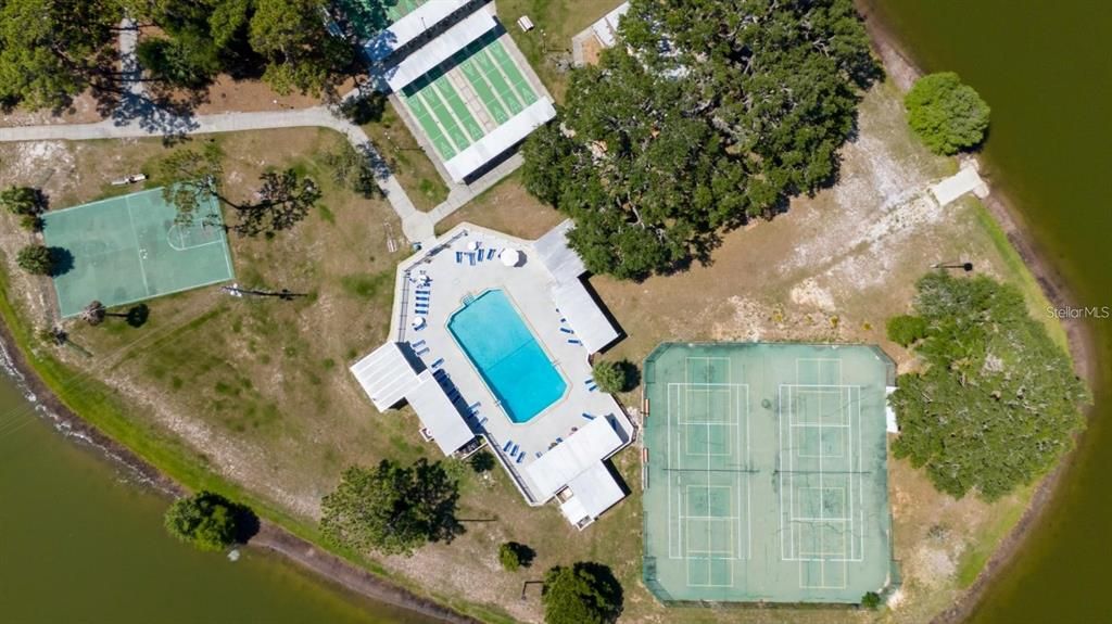 待售: $109,000 (2 贝兹, 1 浴室, 648 平方英尺)