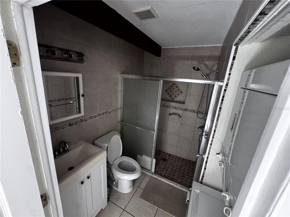 For Sale: $109,000 (2 beds, 1 baths, 648 Square Feet)