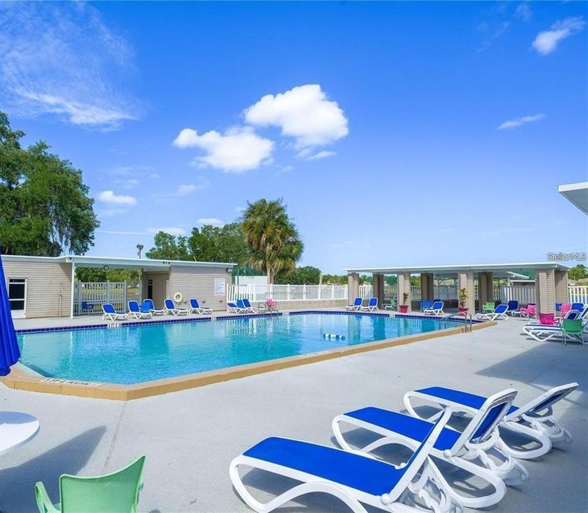 For Sale: $109,000 (2 beds, 1 baths, 648 Square Feet)