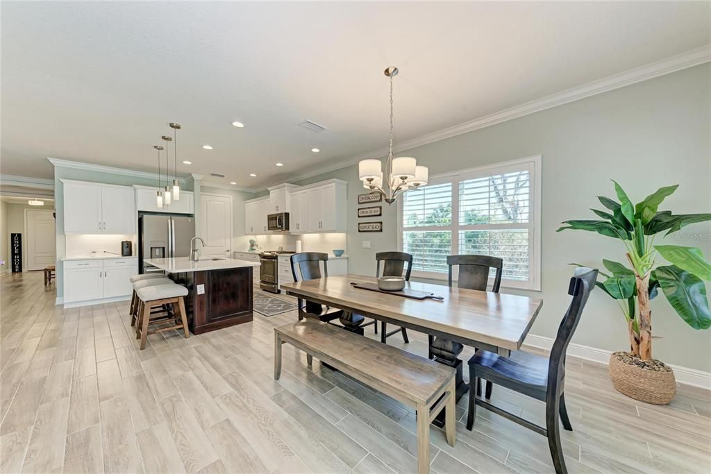 En Venta: $575,000 (4 camas, 4 baños, 3076 Pies cuadrados)