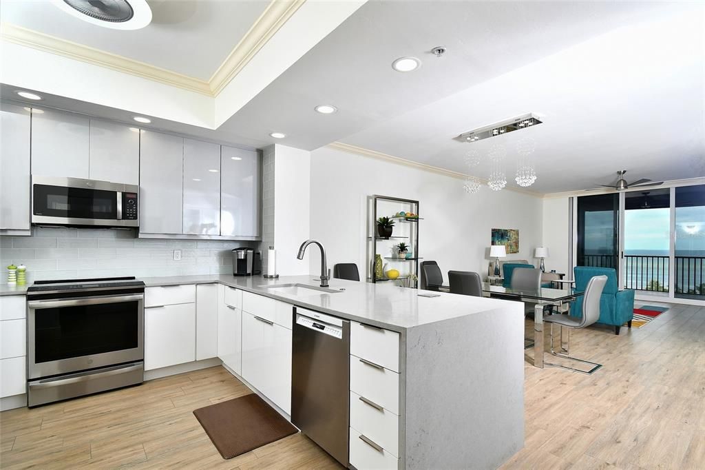 待售: $499,900 (3 贝兹, 2 浴室, 1684 平方英尺)