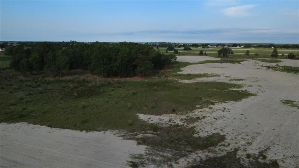 На продажу: $899,000 (21.94 acres)