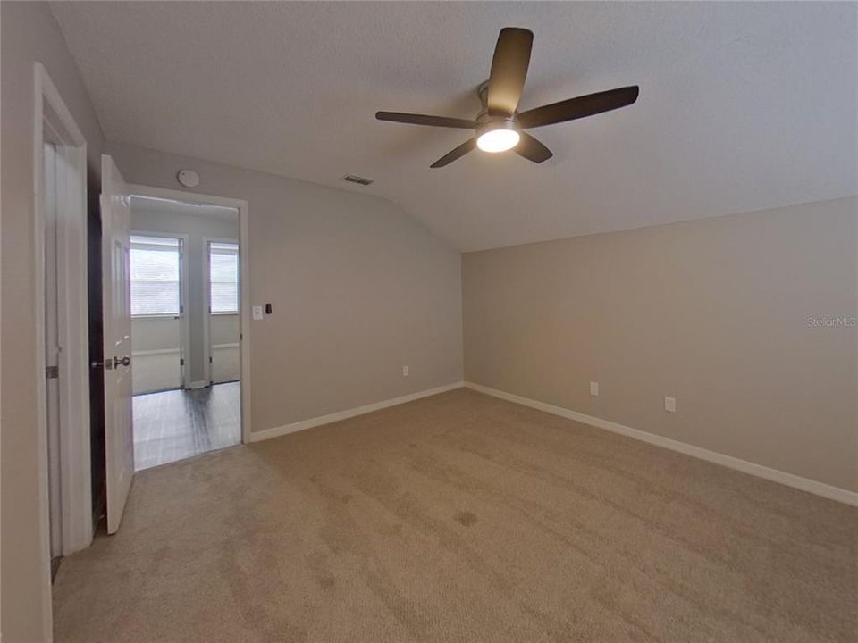 En Renta: $2,079 (4 camas, 2 baños, 1655 Pies cuadrados)