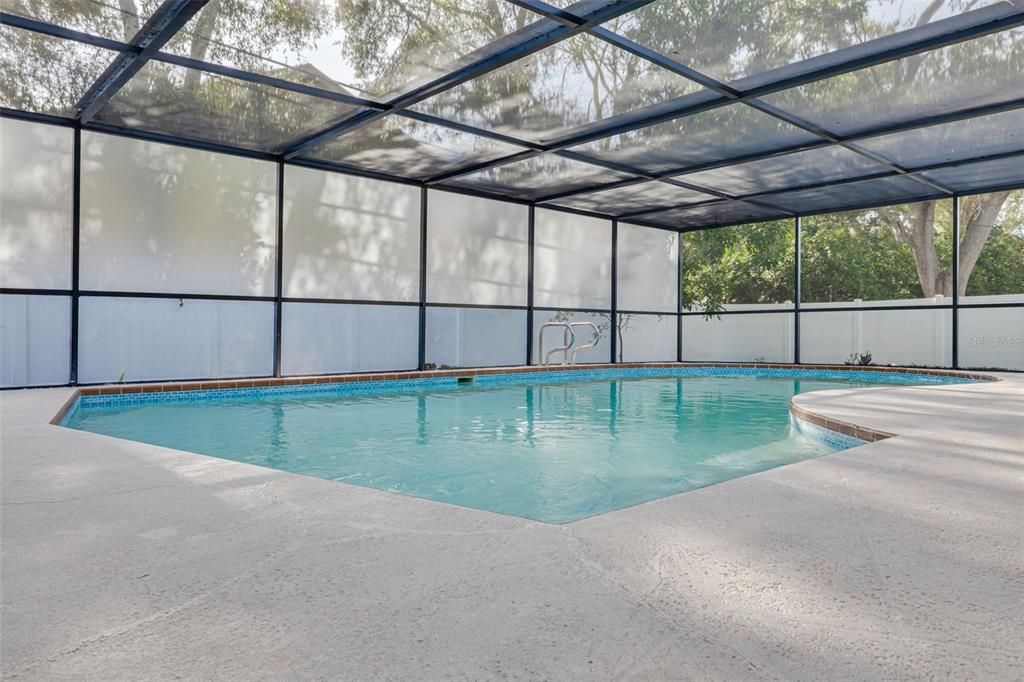 For Sale: $599,900 (4 beds, 2 baths, 1672 Square Feet)