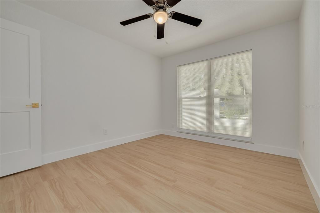 For Sale: $599,900 (4 beds, 2 baths, 1672 Square Feet)