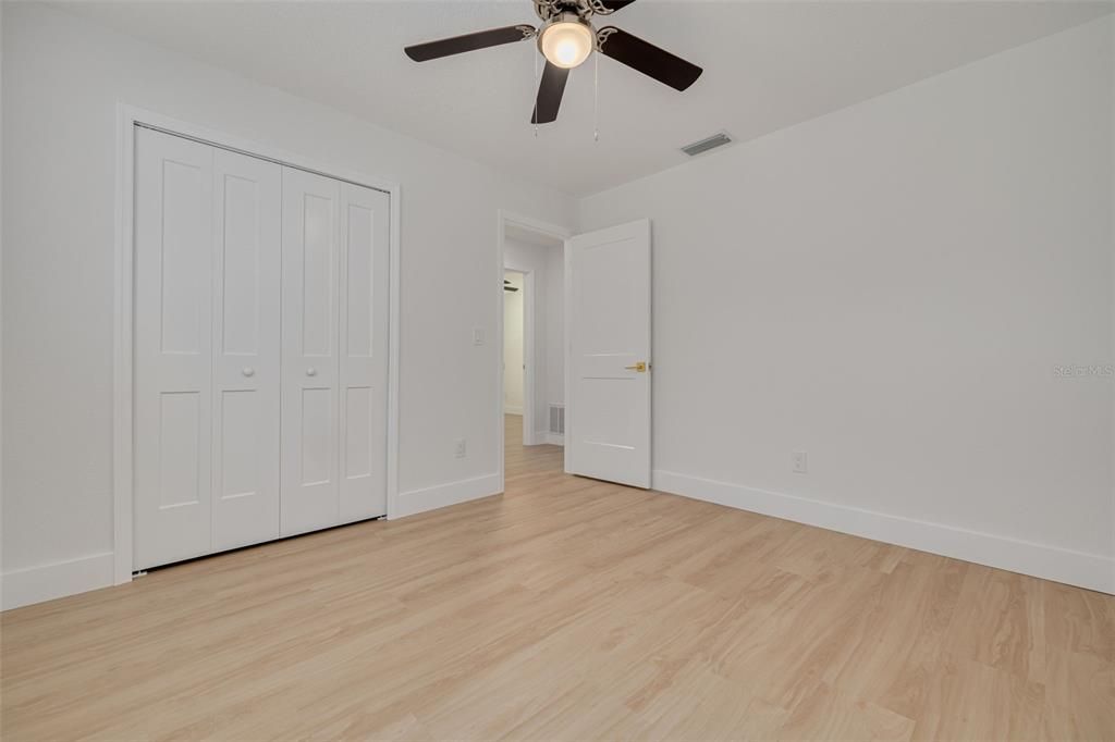 For Sale: $599,900 (4 beds, 2 baths, 1672 Square Feet)