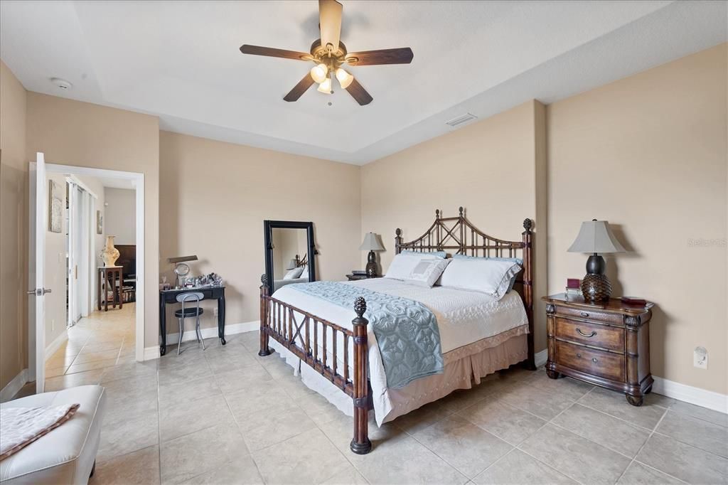 待售: $380,000 (3 贝兹, 2 浴室, 1594 平方英尺)