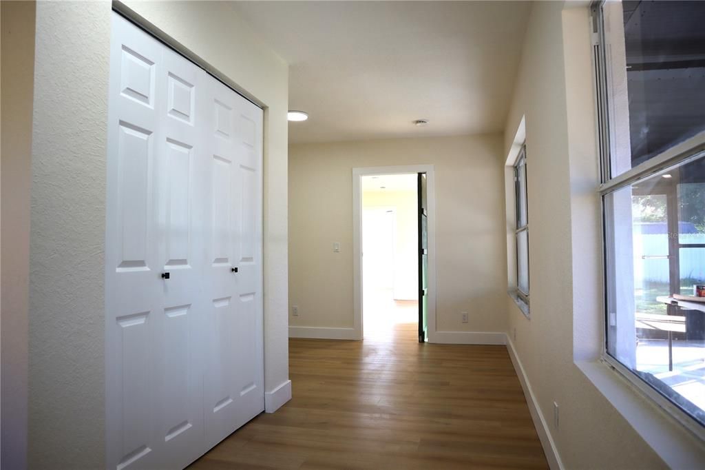 For Sale: $574,750 (3 beds, 2 baths, 1624 Square Feet)