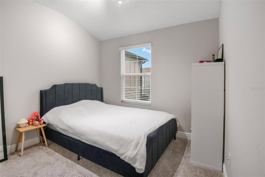 出租: $3,000 (3 贝兹, 2 浴室, 1853 平方英尺)