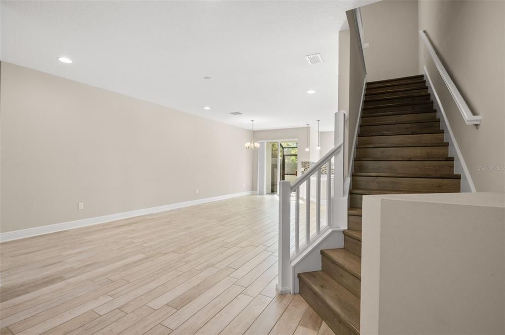 出租: $3,000 (3 贝兹, 2 浴室, 1853 平方英尺)