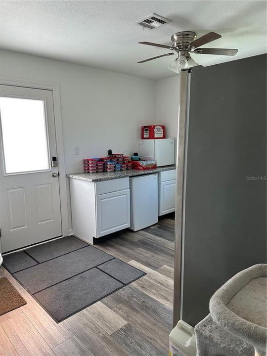 For Sale: $1,100,000 (4 beds, 2 baths, 2225 Square Feet)