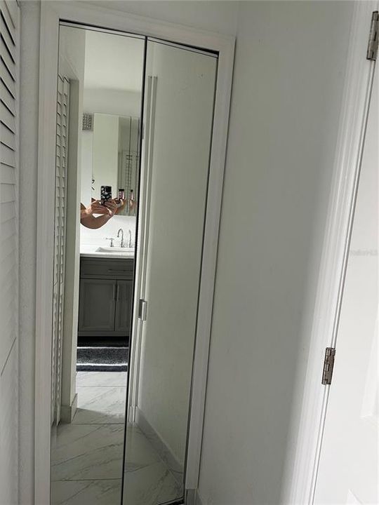 For Sale: $1,100,000 (4 beds, 2 baths, 2225 Square Feet)