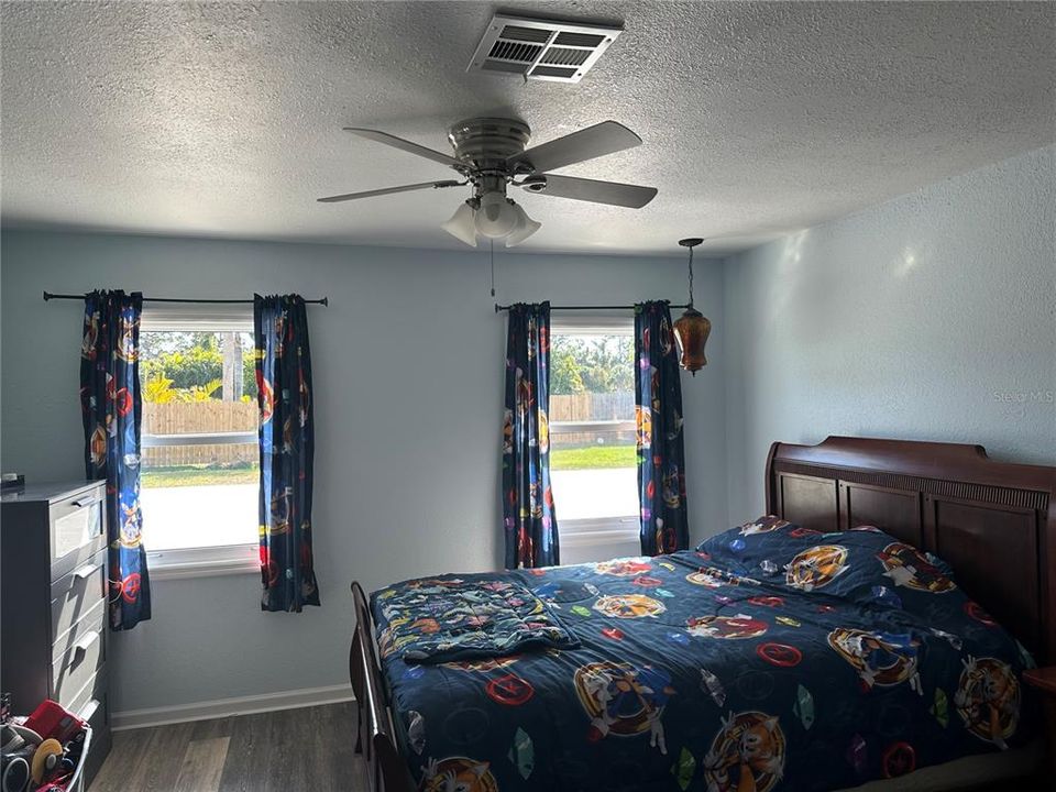 For Sale: $1,100,000 (4 beds, 2 baths, 2225 Square Feet)