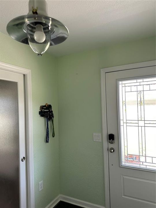 For Sale: $1,100,000 (4 beds, 2 baths, 2225 Square Feet)