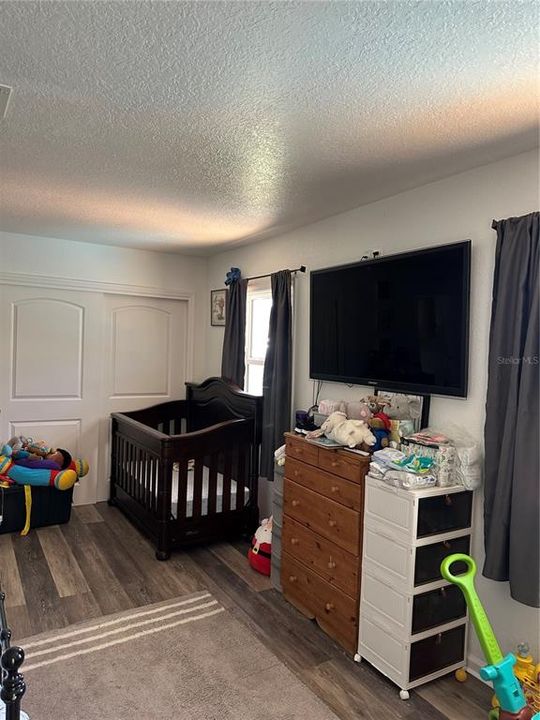 For Sale: $1,100,000 (4 beds, 2 baths, 2225 Square Feet)