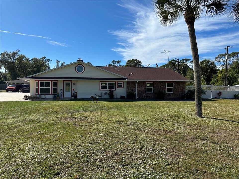 For Sale: $1,100,000 (4 beds, 2 baths, 2225 Square Feet)