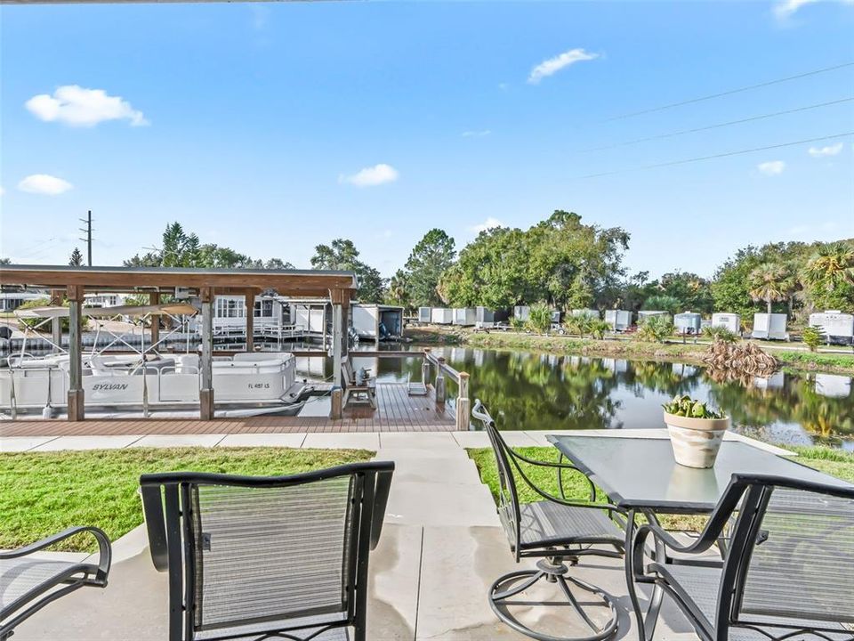 For Sale: $269,000 (2 beds, 2 baths, 1240 Square Feet)