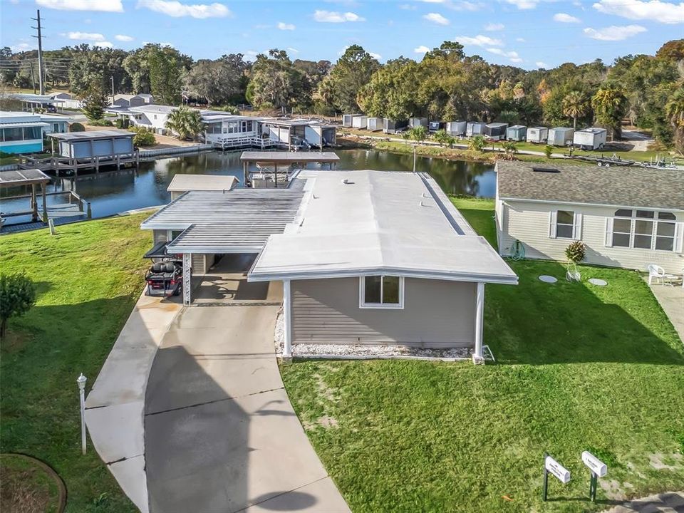 For Sale: $269,000 (2 beds, 2 baths, 1240 Square Feet)