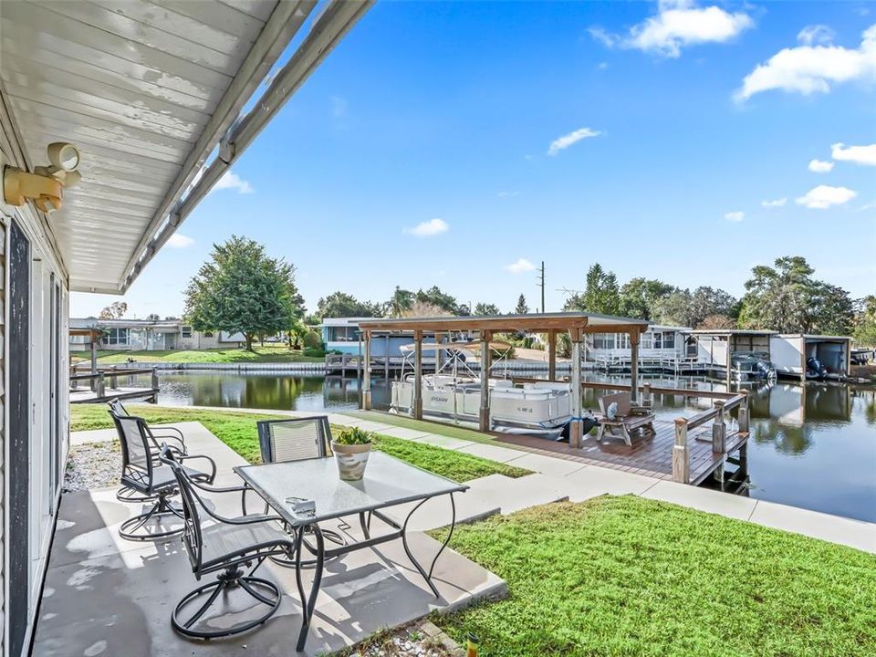 For Sale: $269,000 (2 beds, 2 baths, 1240 Square Feet)