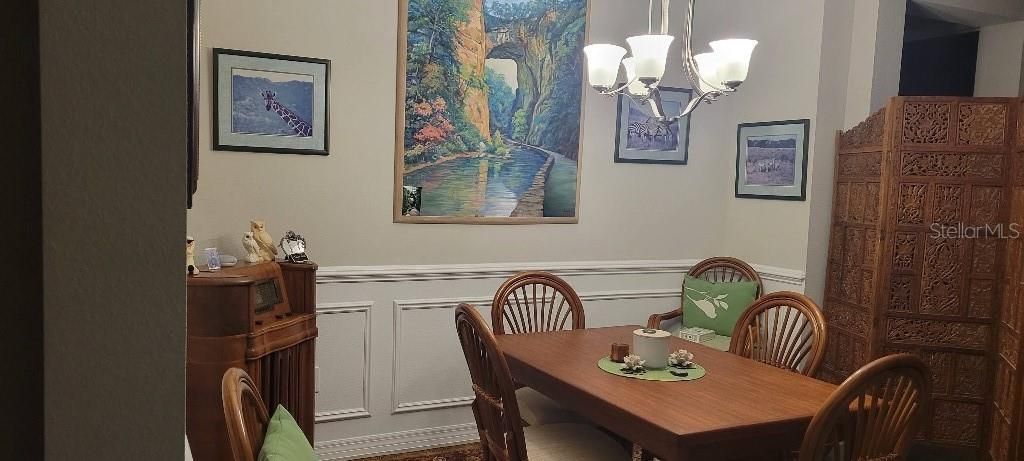 En Venta: $422,000 (2 camas, 2 baños, 1975 Pies cuadrados)