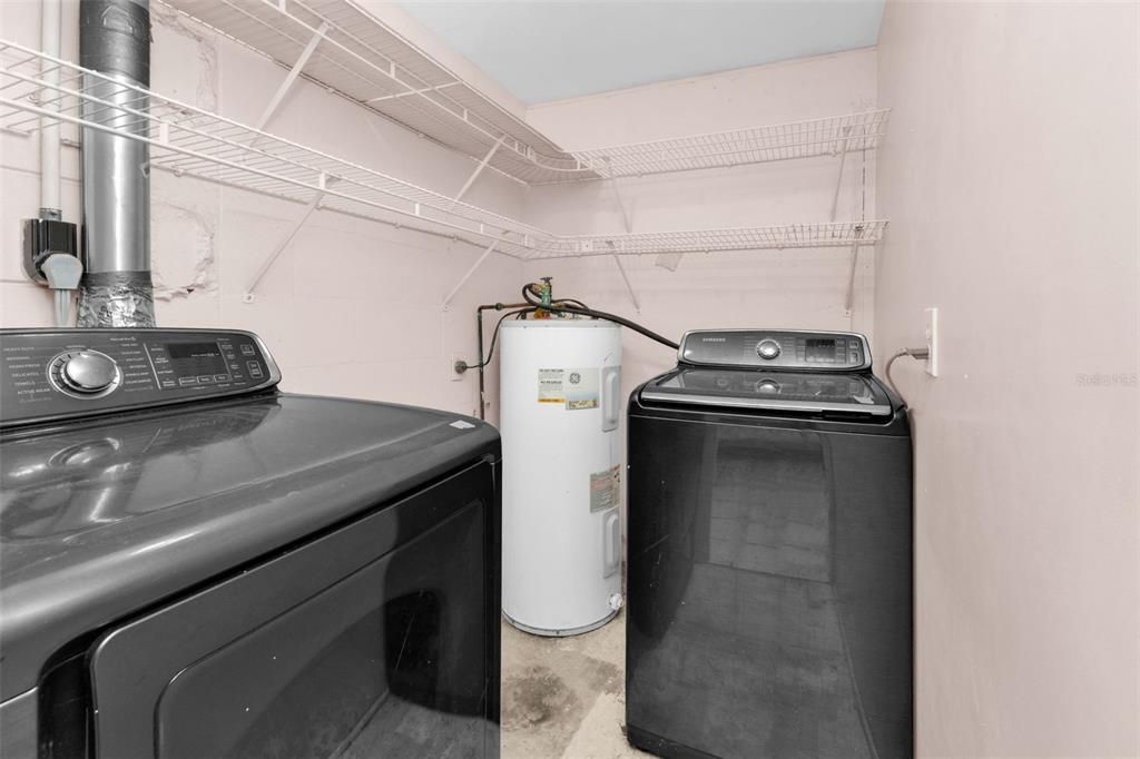 For Sale: $199,000 (3 beds, 2 baths, 1376 Square Feet)