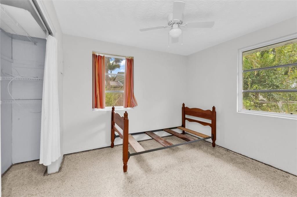 For Sale: $199,000 (3 beds, 2 baths, 1376 Square Feet)