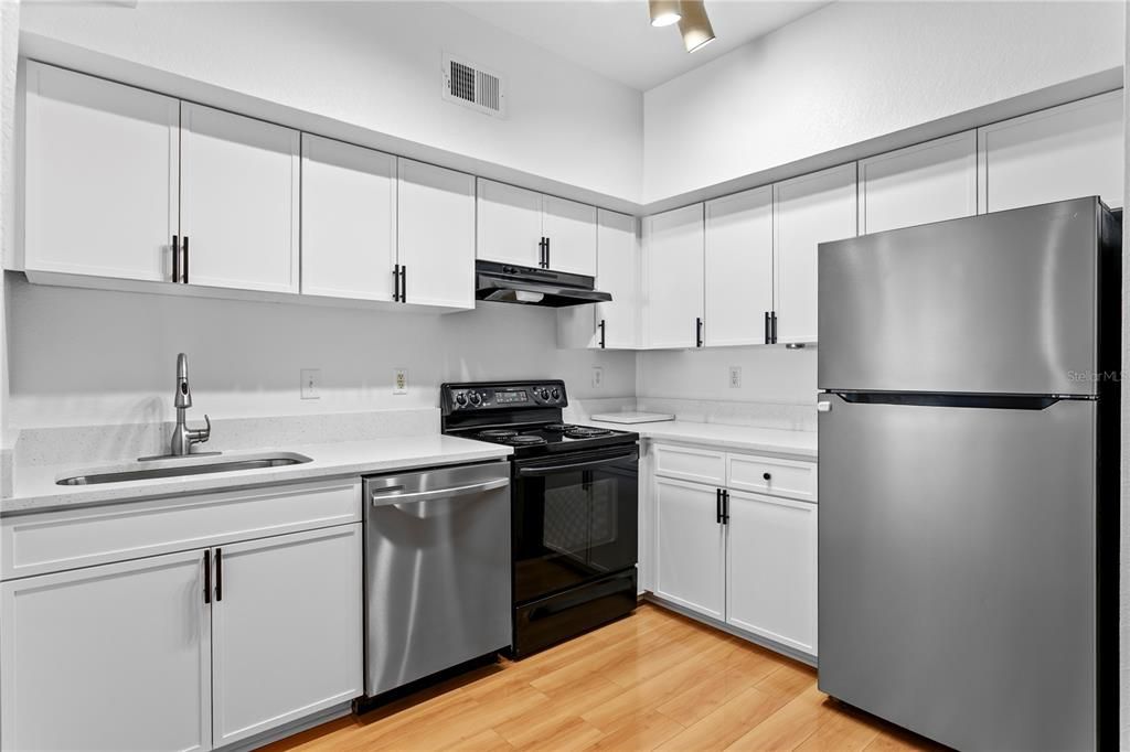 En Venta: $275,000 (1 camas, 1 baños, 721 Pies cuadrados)