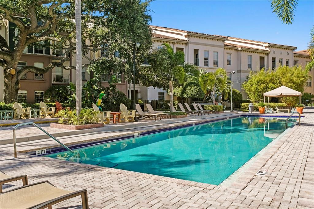 En Venta: $275,000 (1 camas, 1 baños, 721 Pies cuadrados)