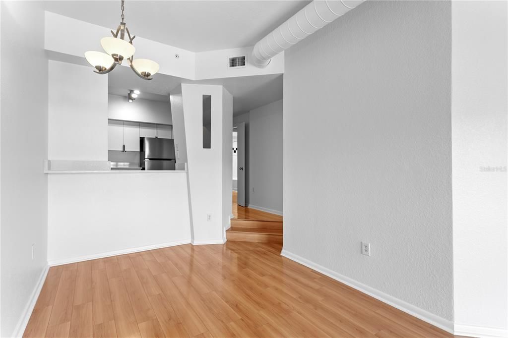 En Venta: $275,000 (1 camas, 1 baños, 721 Pies cuadrados)