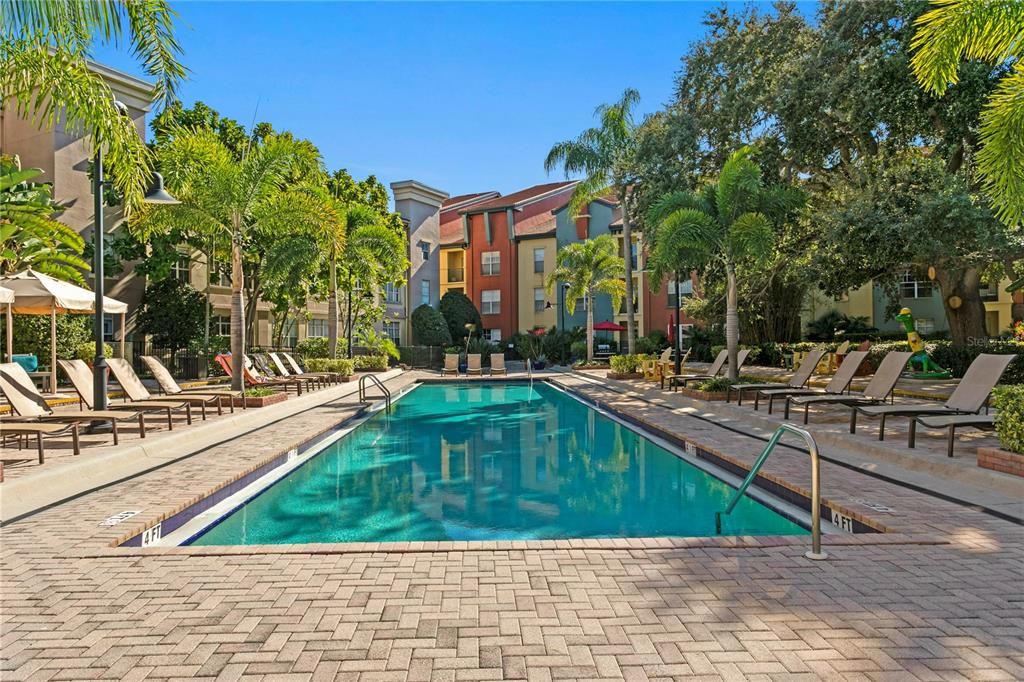 En Venta: $275,000 (1 camas, 1 baños, 721 Pies cuadrados)