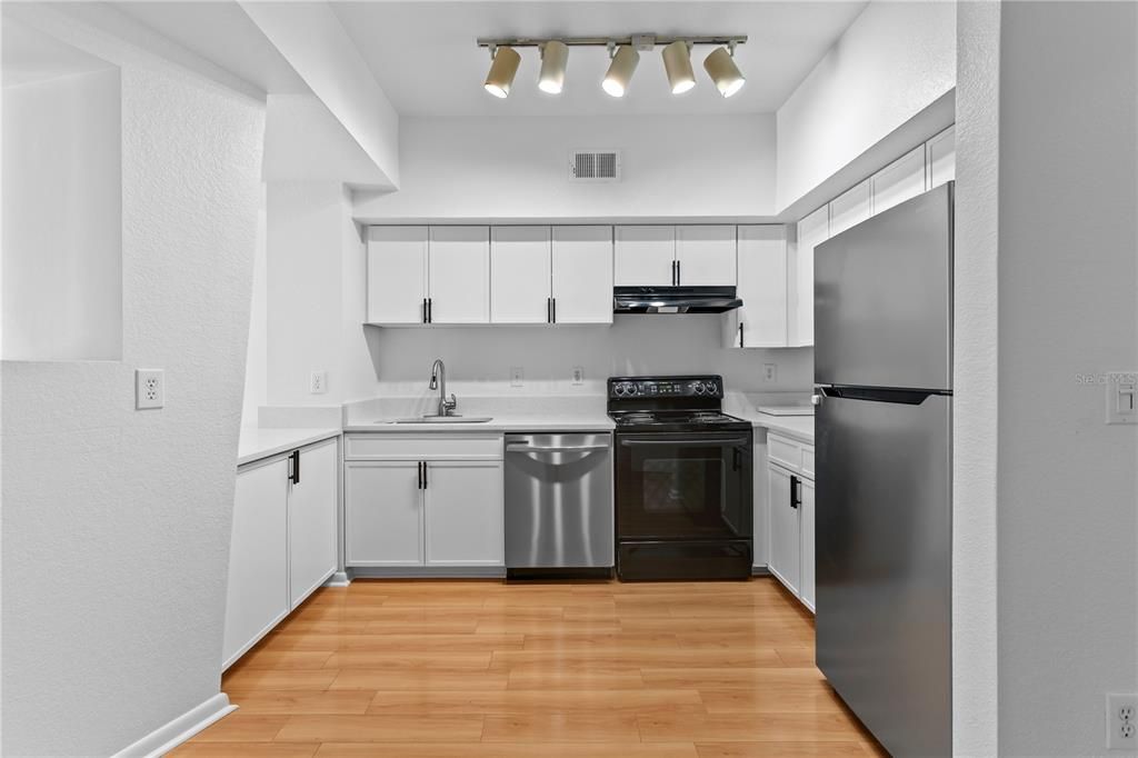 En Venta: $275,000 (1 camas, 1 baños, 721 Pies cuadrados)