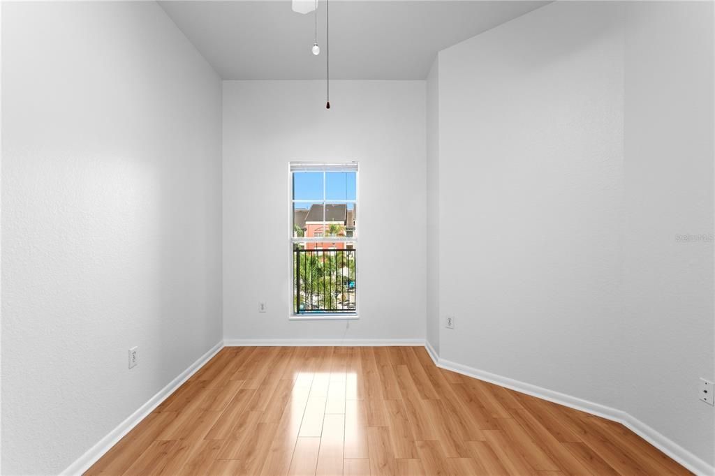 En Venta: $275,000 (1 camas, 1 baños, 721 Pies cuadrados)