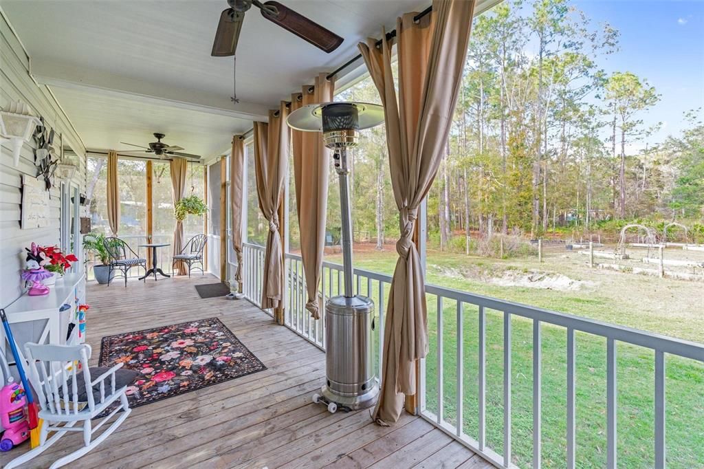 На продажу: $337,000 (3 спален, 2 ванн, 1920 Квадратных фут)