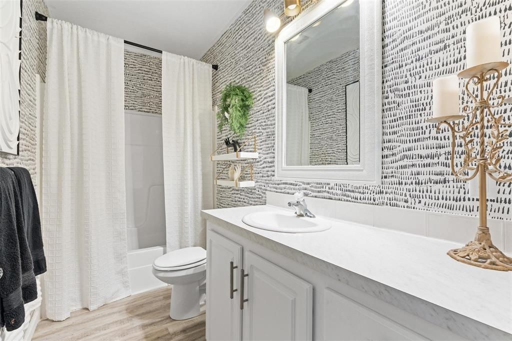 На продажу: $337,000 (3 спален, 2 ванн, 1920 Квадратных фут)