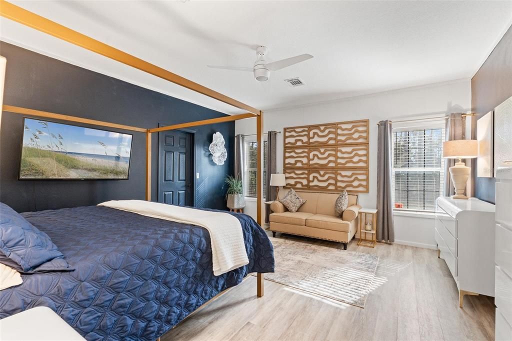 На продажу: $337,000 (3 спален, 2 ванн, 1920 Квадратных фут)