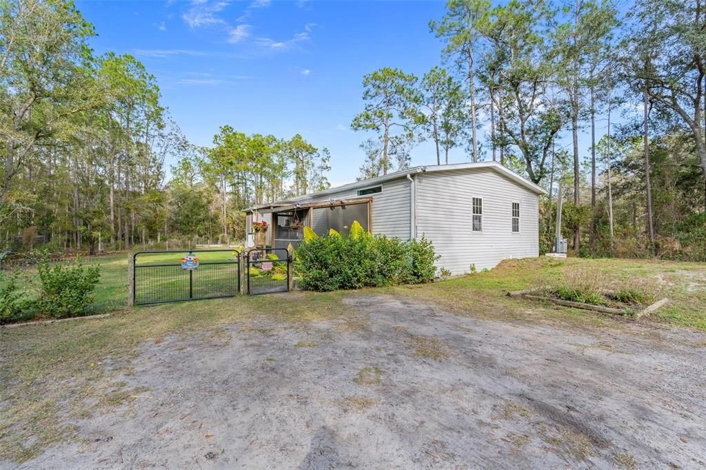 На продажу: $337,000 (3 спален, 2 ванн, 1920 Квадратных фут)