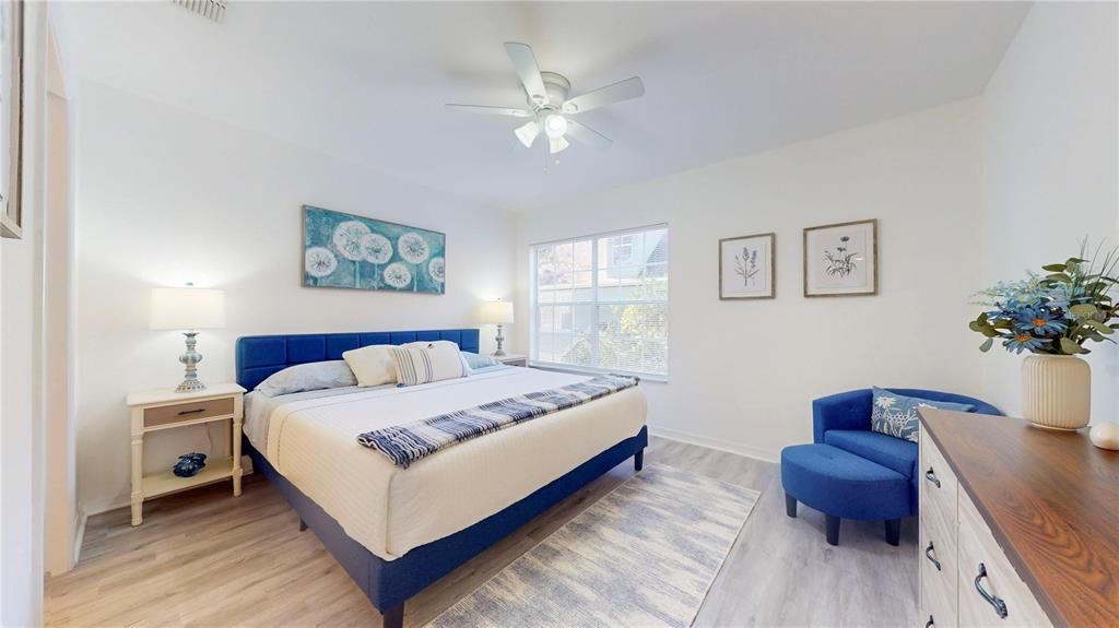 待售: $279,000 (2 贝兹, 2 浴室, 1168 平方英尺)