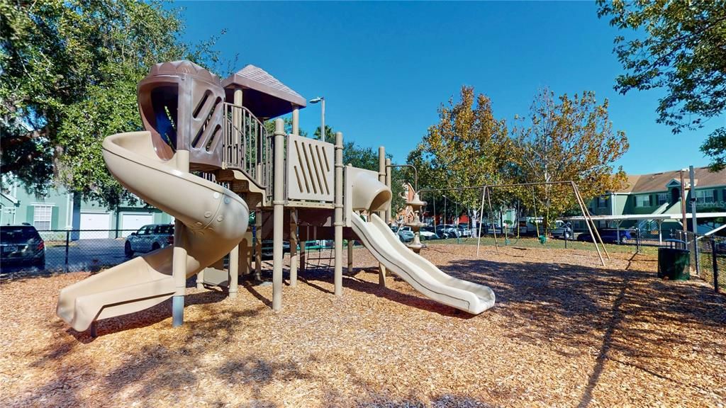 待售: $279,000 (2 贝兹, 2 浴室, 1168 平方英尺)