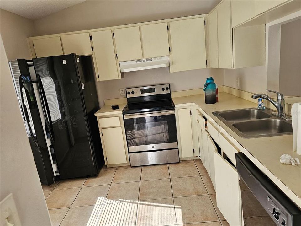 En Renta: $1,650 (2 camas, 2 baños, 884 Pies cuadrados)