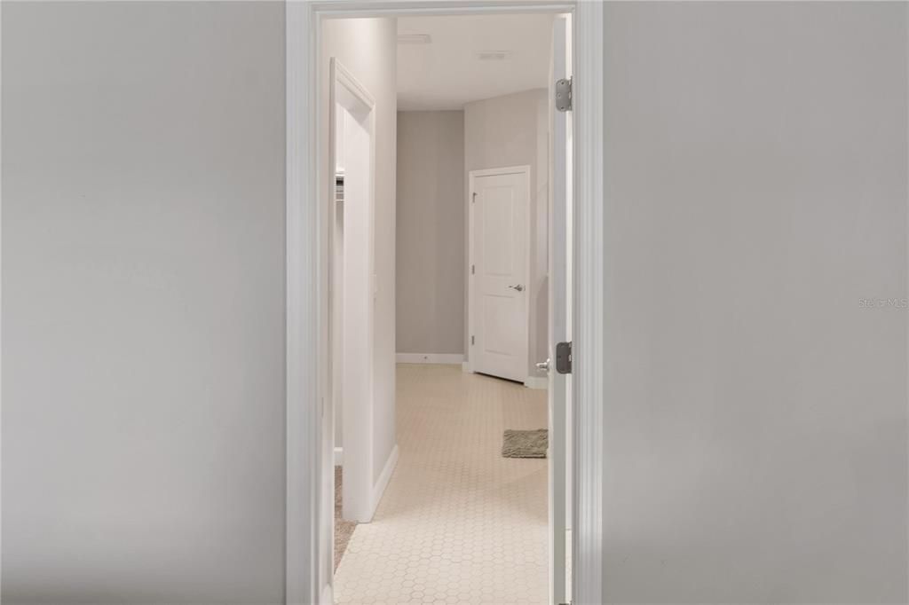 For Sale: $407,900 (3 beds, 2 baths, 2598 Square Feet)