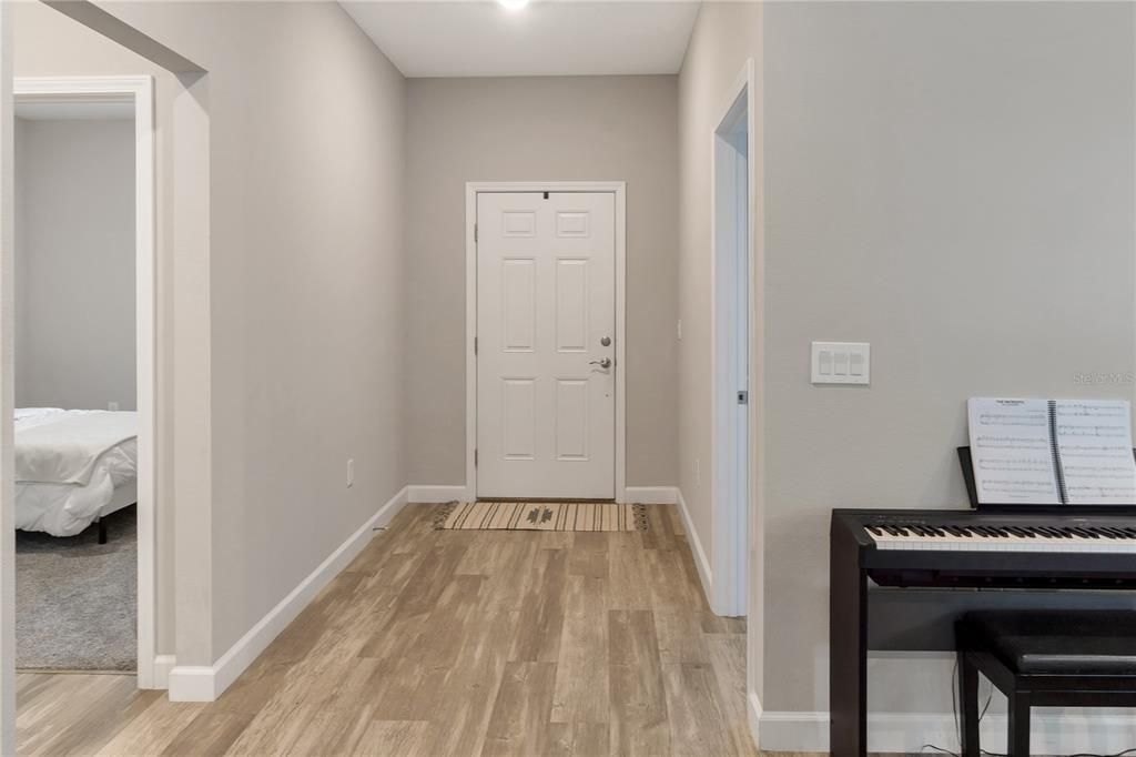 For Sale: $407,900 (3 beds, 2 baths, 2598 Square Feet)