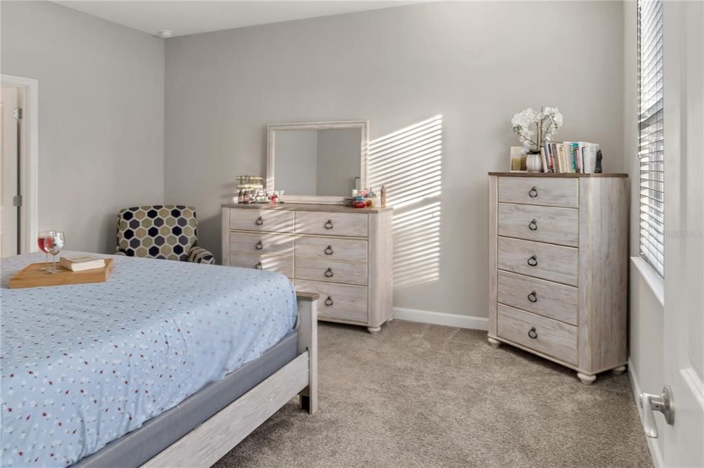 For Sale: $407,900 (3 beds, 2 baths, 2598 Square Feet)