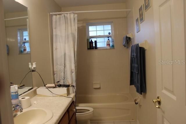 For Sale: $380,000 (3 beds, 2 baths, 1813 Square Feet)