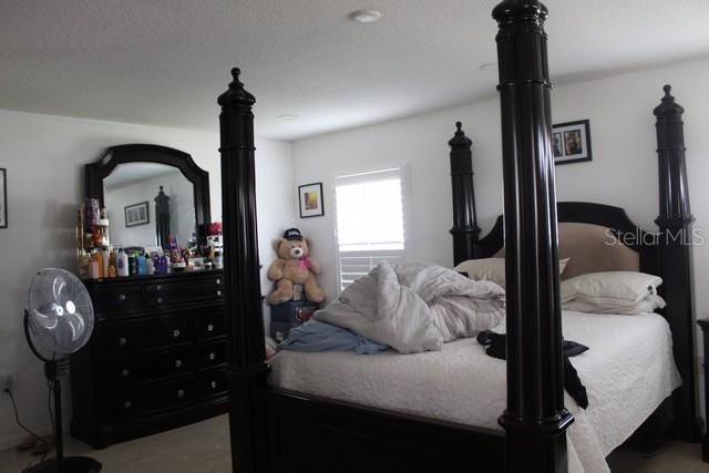 For Sale: $380,000 (3 beds, 2 baths, 1813 Square Feet)