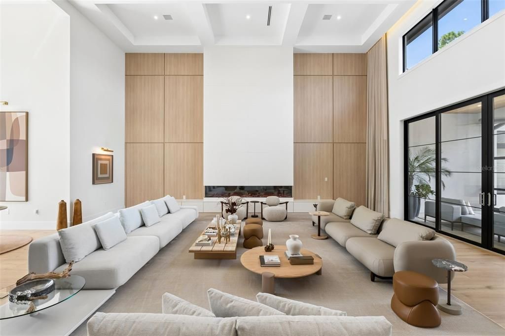 Activo con contrato: $4,200,000 (5 camas, 5 baños, 5652 Pies cuadrados)