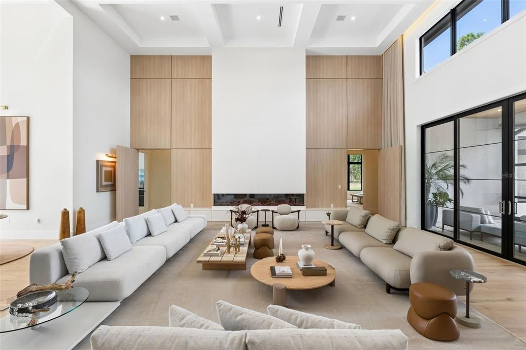 Activo con contrato: $4,200,000 (5 camas, 5 baños, 5652 Pies cuadrados)
