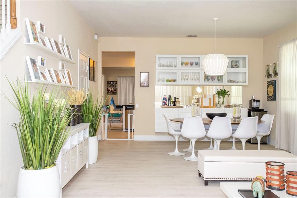 For Sale: $749,900 (4 beds, 3 baths, 2616 Square Feet)