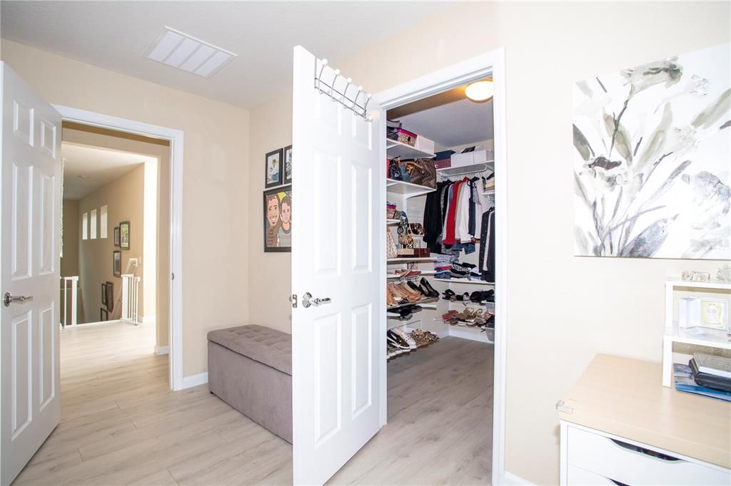 For Sale: $749,900 (4 beds, 3 baths, 2616 Square Feet)