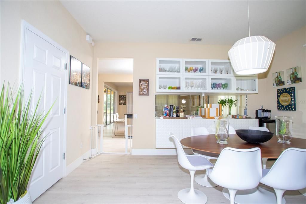 For Sale: $749,900 (4 beds, 3 baths, 2616 Square Feet)