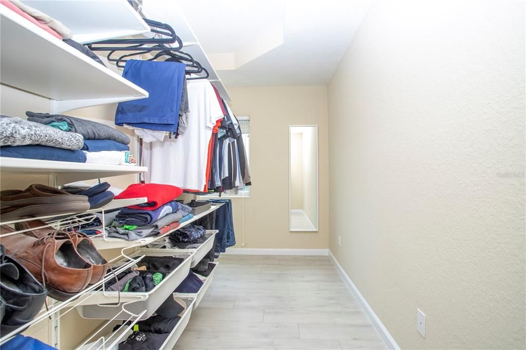 For Sale: $749,900 (4 beds, 3 baths, 2616 Square Feet)